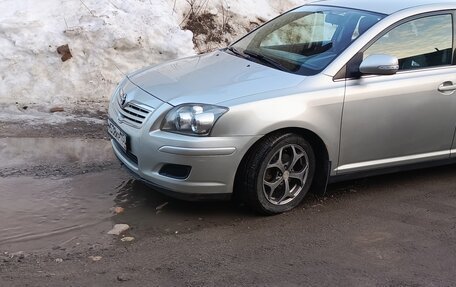 Toyota Avensis III рестайлинг, 2007 год, 800 000 рублей, 4 фотография