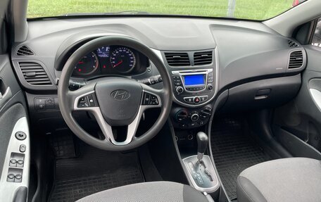 Hyundai Solaris II рестайлинг, 2013 год, 580 000 рублей, 9 фотография