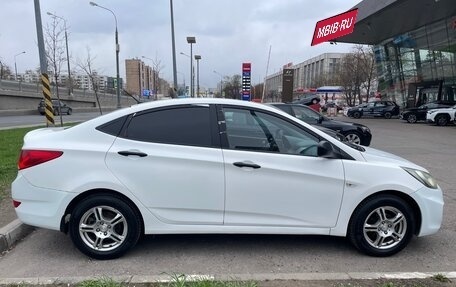 Hyundai Solaris II рестайлинг, 2013 год, 580 000 рублей, 6 фотография