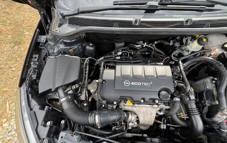 Opel Astra J, 2012 год, 890 000 рублей, 8 фотография