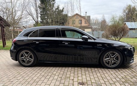 Mercedes-Benz A-Класс, 2018 год, 2 599 999 рублей, 6 фотография