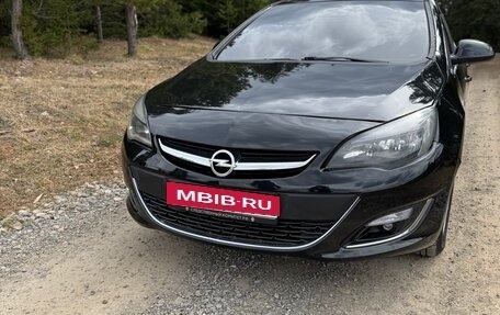 Opel Astra J, 2012 год, 890 000 рублей, 26 фотография