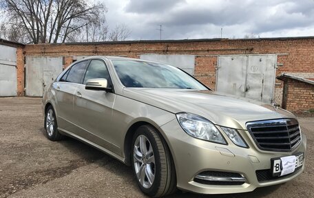 Mercedes-Benz E-Класс, 2010 год, 1 700 000 рублей, 3 фотография