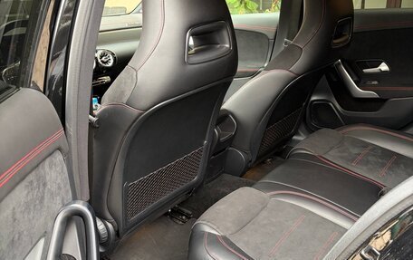 Mercedes-Benz A-Класс, 2018 год, 2 599 999 рублей, 18 фотография