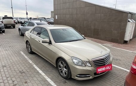 Mercedes-Benz E-Класс, 2010 год, 1 700 000 рублей, 9 фотография