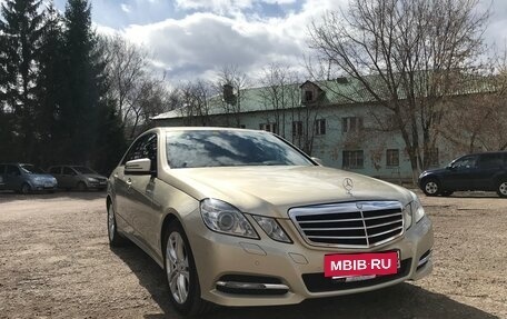 Mercedes-Benz E-Класс, 2010 год, 1 700 000 рублей, 6 фотография