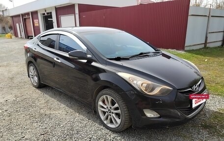 Hyundai Avante, 2011 год, 710 000 рублей, 3 фотография