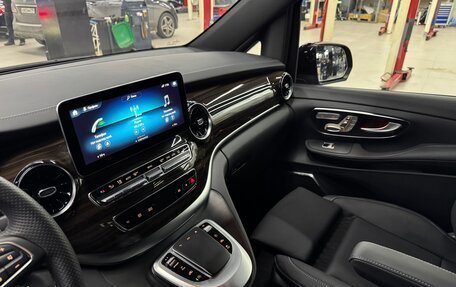 Mercedes-Benz V-Класс, 2022 год, 10 350 000 рублей, 6 фотография