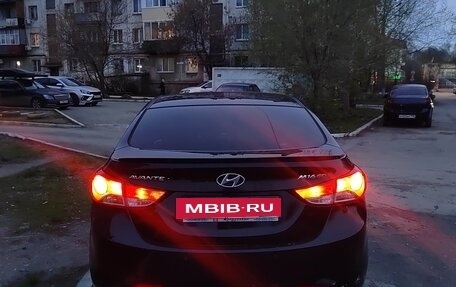 Hyundai Avante, 2011 год, 710 000 рублей, 21 фотография