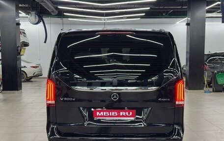 Mercedes-Benz V-Класс, 2022 год, 10 350 000 рублей, 5 фотография