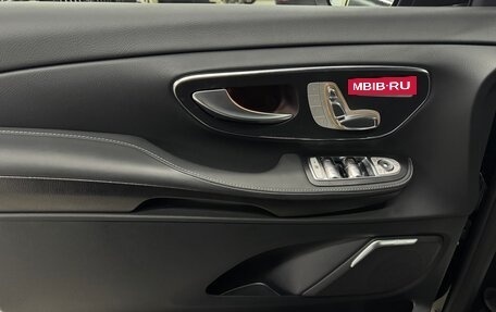 Mercedes-Benz V-Класс, 2022 год, 10 350 000 рублей, 12 фотография