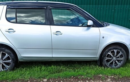 Skoda Fabia II, 2013 год, 950 000 рублей, 5 фотография