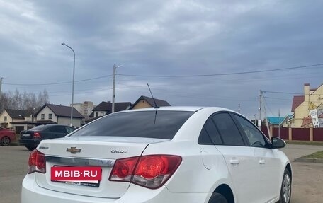 Chevrolet Cruze II, 2014 год, 810 000 рублей, 5 фотография