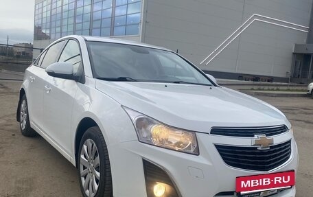 Chevrolet Cruze II, 2014 год, 810 000 рублей, 2 фотография