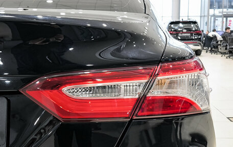 Toyota Camry, 2021 год, 2 550 000 рублей, 14 фотография