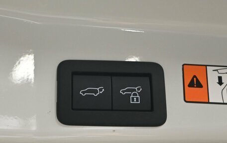 Toyota RAV4, 2025 год, 4 735 000 рублей, 14 фотография