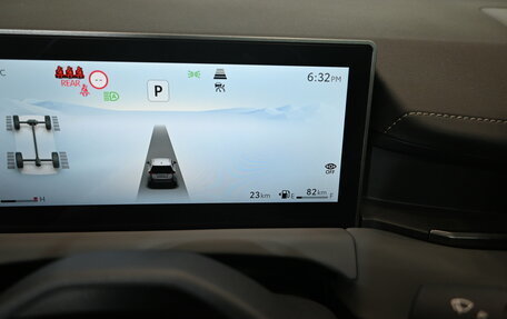 Toyota RAV4, 2025 год, 4 735 000 рублей, 17 фотография