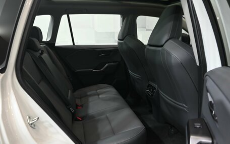 Toyota RAV4, 2025 год, 4 735 000 рублей, 20 фотография