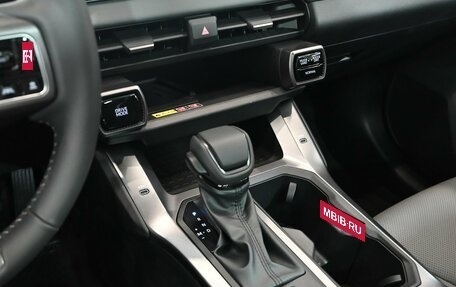 Toyota RAV4, 2025 год, 4 735 000 рублей, 16 фотография