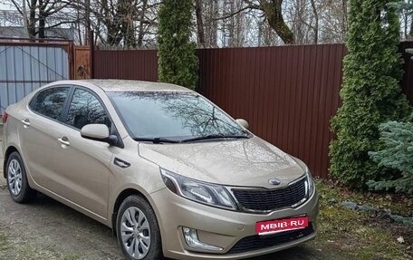 KIA Rio III рестайлинг, 2013 год, 1 фотография