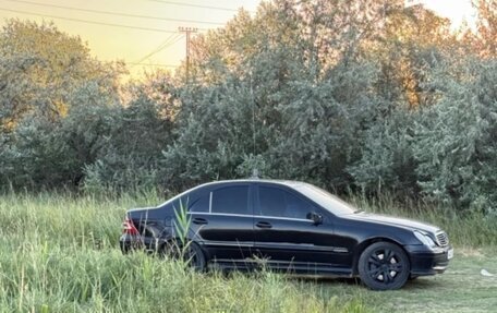 Mercedes-Benz C-Класс, 2004 год, 350 000 рублей, 5 фотография