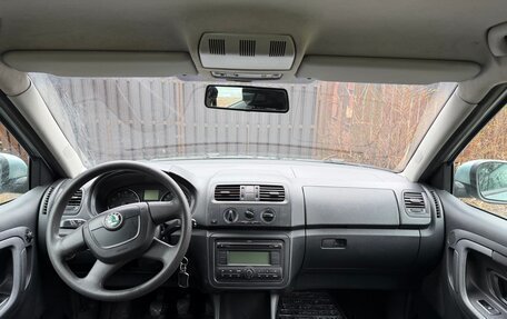 Skoda Fabia II, 2010 год, 360 000 рублей, 7 фотография