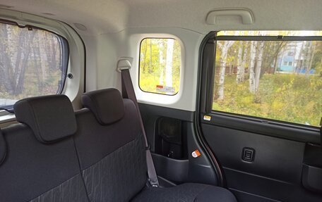 Toyota Roomy I, 2019 год, 1 150 000 рублей, 6 фотография