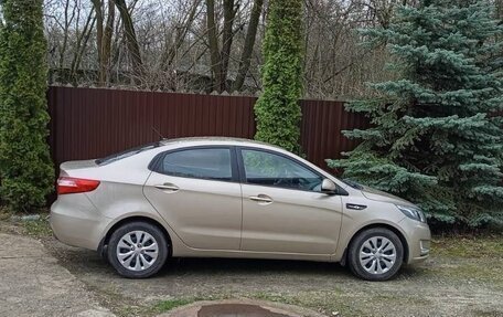 KIA Rio III рестайлинг, 2013 год, 5 фотография