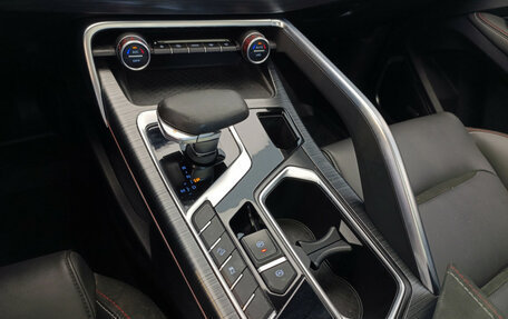 Geely Tugella FY11, 2022 год, 3 050 000 рублей, 18 фотография