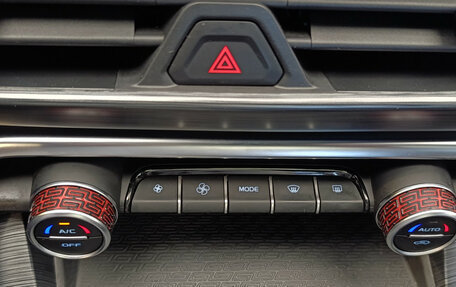 Geely Tugella FY11, 2022 год, 3 050 000 рублей, 30 фотография