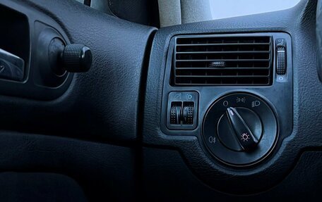 Volkswagen Golf IV, 2001 год, 198 200 рублей, 16 фотография