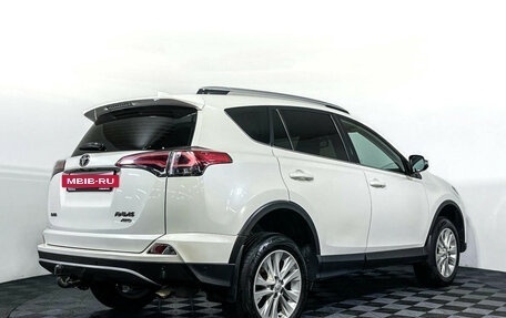 Toyota RAV4, 2017 год, 2 197 000 рублей, 5 фотография