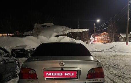 Toyota Avensis III рестайлинг, 2000 год, 85 000 рублей, 3 фотография