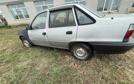 Daewoo Nexia I рестайлинг, 2001 год, 50 000 рублей, 3 фотография