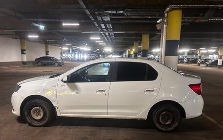 Renault Logan II, 2017 год, 400 000 рублей, 4 фотография