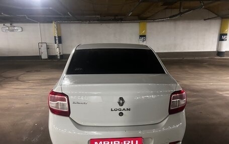 Renault Logan II, 2017 год, 400 000 рублей, 3 фотография