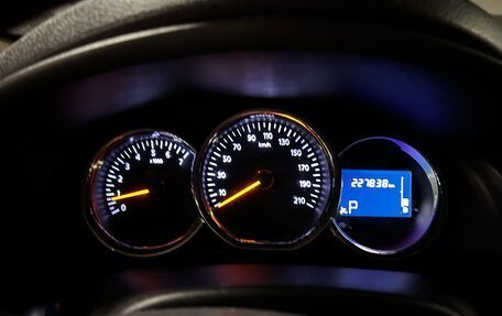 Renault Logan II, 2017 год, 400 000 рублей, 7 фотография