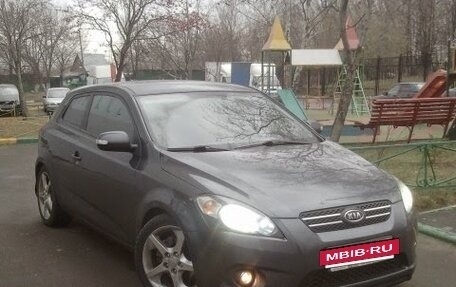 KIA cee'd I рестайлинг, 2010 год, 320 000 рублей, 3 фотография