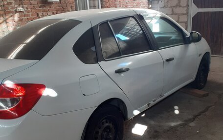 Renault Symbol, 2010 год, 250 000 рублей, 4 фотография