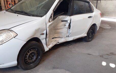 Renault Symbol, 2010 год, 250 000 рублей, 6 фотография