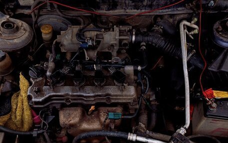 Nissan Avenir II, 2003 год, 90 000 рублей, 5 фотография