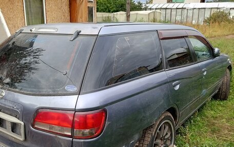 Nissan Avenir II, 2003 год, 90 000 рублей, 2 фотография