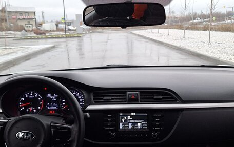 KIA Rio IV, 2019 год, 800 000 рублей, 4 фотография