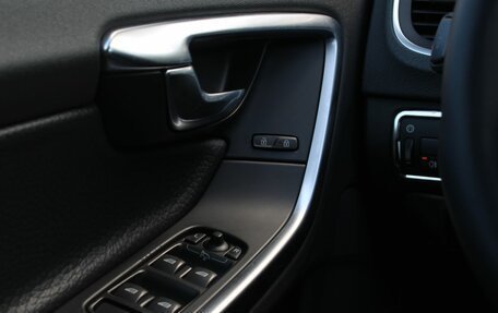 Volvo S60 III, 2010 год, 1 050 000 рублей, 27 фотография