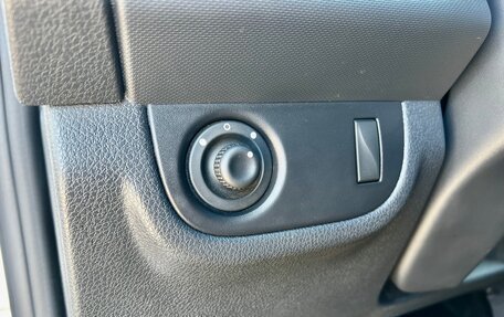 Renault Sandero II рестайлинг, 2017 год, 850 000 рублей, 16 фотография