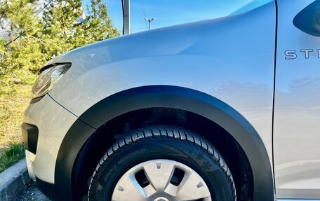 Renault Sandero II рестайлинг, 2017 год, 850 000 рублей, 28 фотография