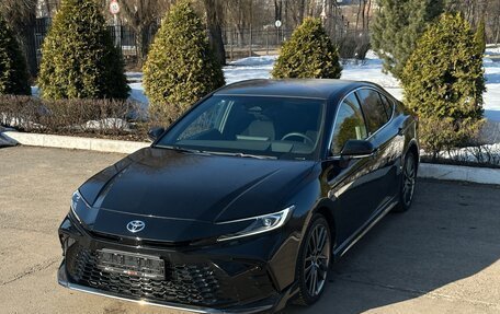 Toyota Camry, 2025 год, 4 490 000 рублей, 3 фотография