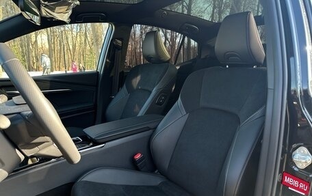 Toyota Camry, 2025 год, 4 490 000 рублей, 19 фотография