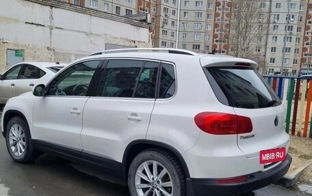 Volkswagen Tiguan I, 2011 год, 1 300 000 рублей, 6 фотография