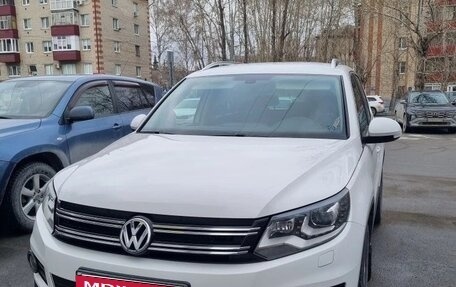 Volkswagen Tiguan I, 2011 год, 1 300 000 рублей, 14 фотография